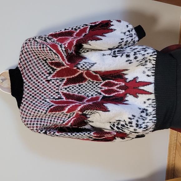 Printed Cardigan sz Large - Picture 3 of 3